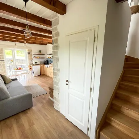 Dandelion Szőlőliget Сasa de vacaciones *